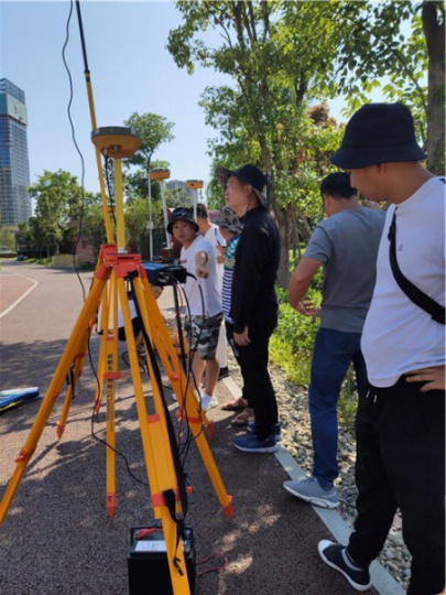 河北建筑地籍地形测绘培训小班教学