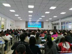 当今社会选择学习叉车驾驶技术好就业